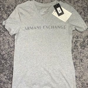 Authentic Armani Exchange T-Shirt V-Neck XS